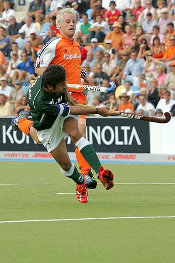 © Herbert Bohlscheid (www.sportfoto.tv) / Wolfgang Quednau (www.hockeyimage.net)