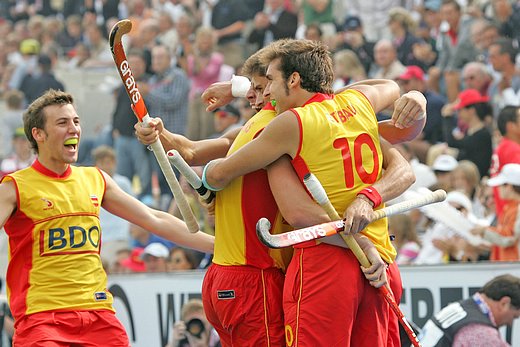 © Herbert Bohlscheid (www.sportfoto.tv) / Wolfgang Quednau (www.hockeyimage.net)